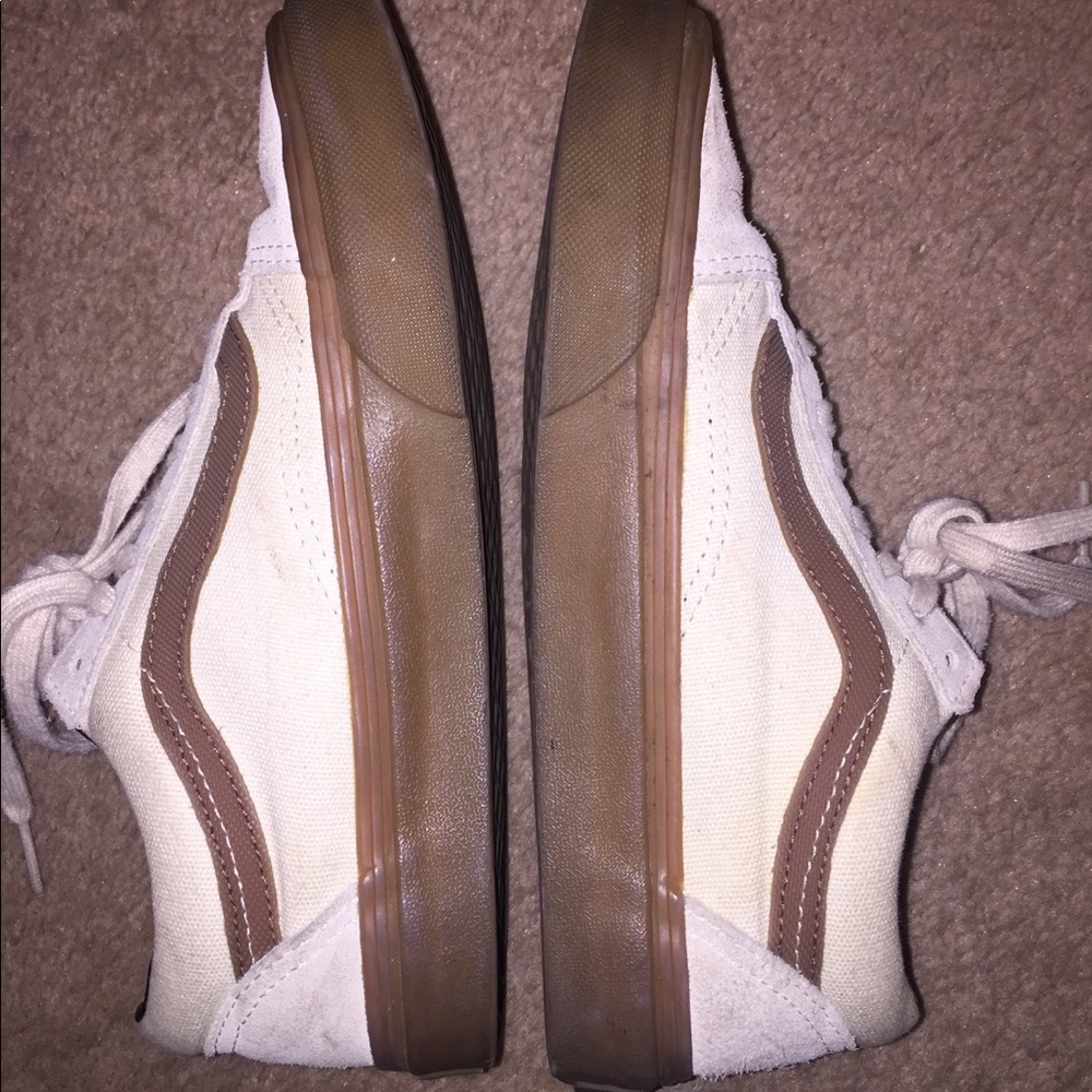 *SALE* WHITE LOW TOP VANS